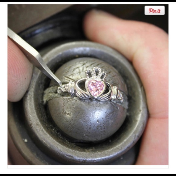 💖🍀NWT! ShanOre October Birthstone Ring🍀💖 - Picture 3 of 7